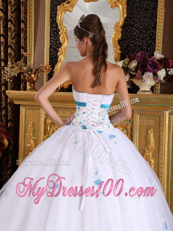 Strapless White Floor-length Quinceanera Gown Dresses with Blue Appliques