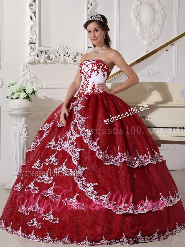 Wine Red and White Applique Decorate Dresses for 15 with Lace Hem and Layers