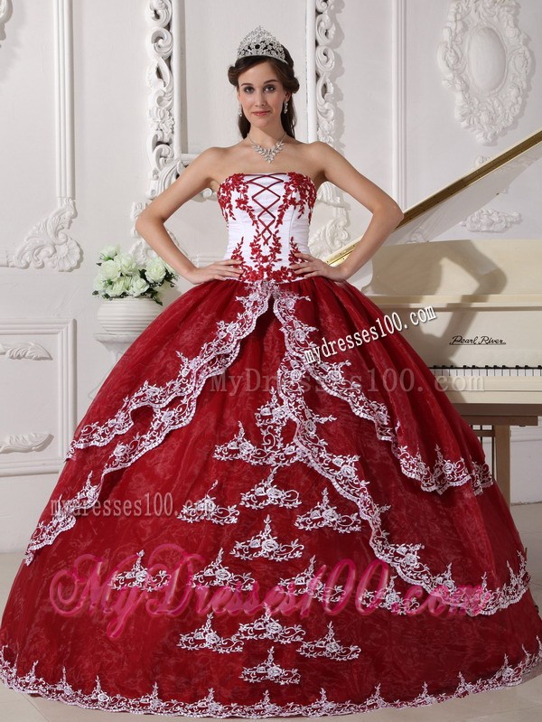 Wine Red and White Applique Decorate Dresses for 15 with Lace Hem and Layers