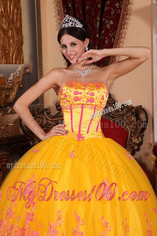 Showy Gold Appliques Quinceanera Dresses with Lace Hem Corset Back