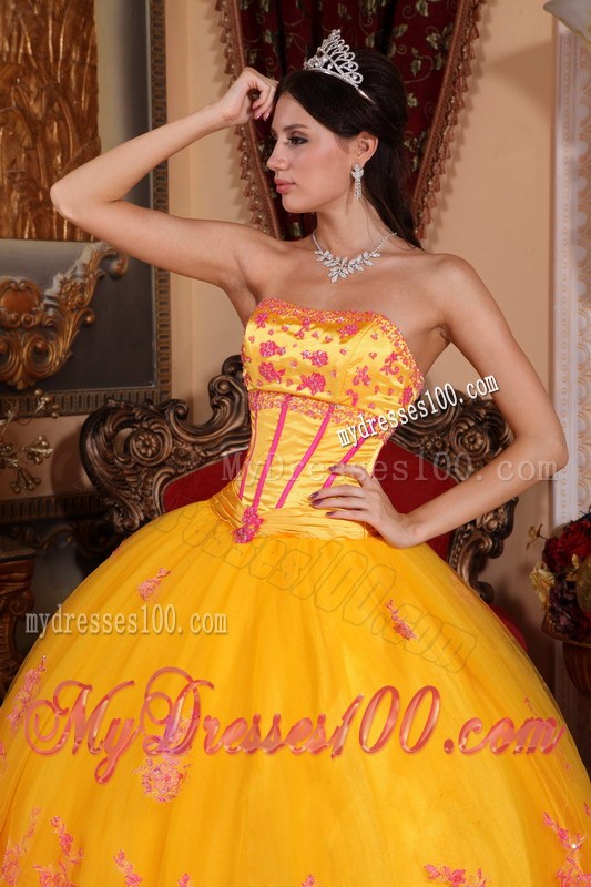 Showy Gold Appliques Quinceanera Dresses with Lace Hem Corset Back
