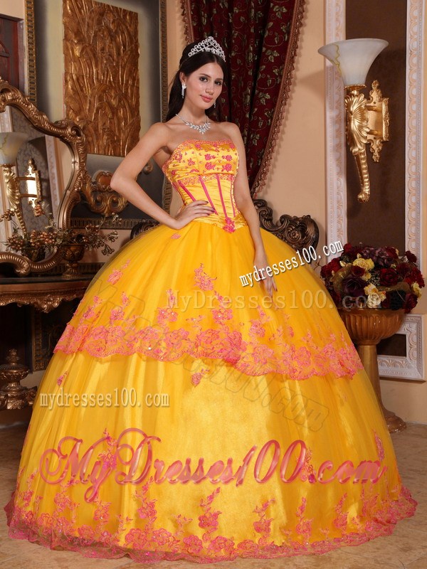 Showy Gold Appliques Quinceanera Dresses with Lace Hem Corset Back