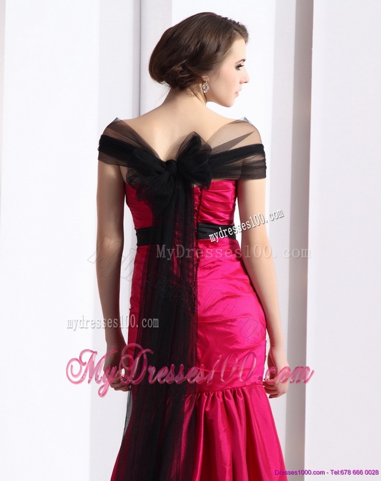 Luxurious Brush Train 2016 Evening Dress with Hand Made Flowers