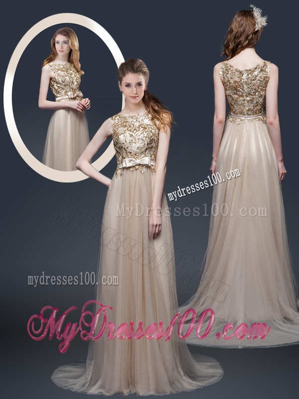 Luxurious Brush Train Evening Dresses with Appliques and Bowknot