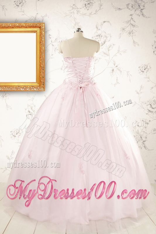 2016 Pretty Appliques Light Pink Quinceanera Dresses