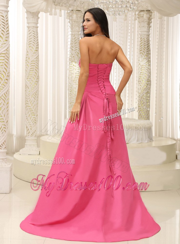 Elegant Rose Pink Sweetheart Ruched Bodice Appliques Celebrity Dress