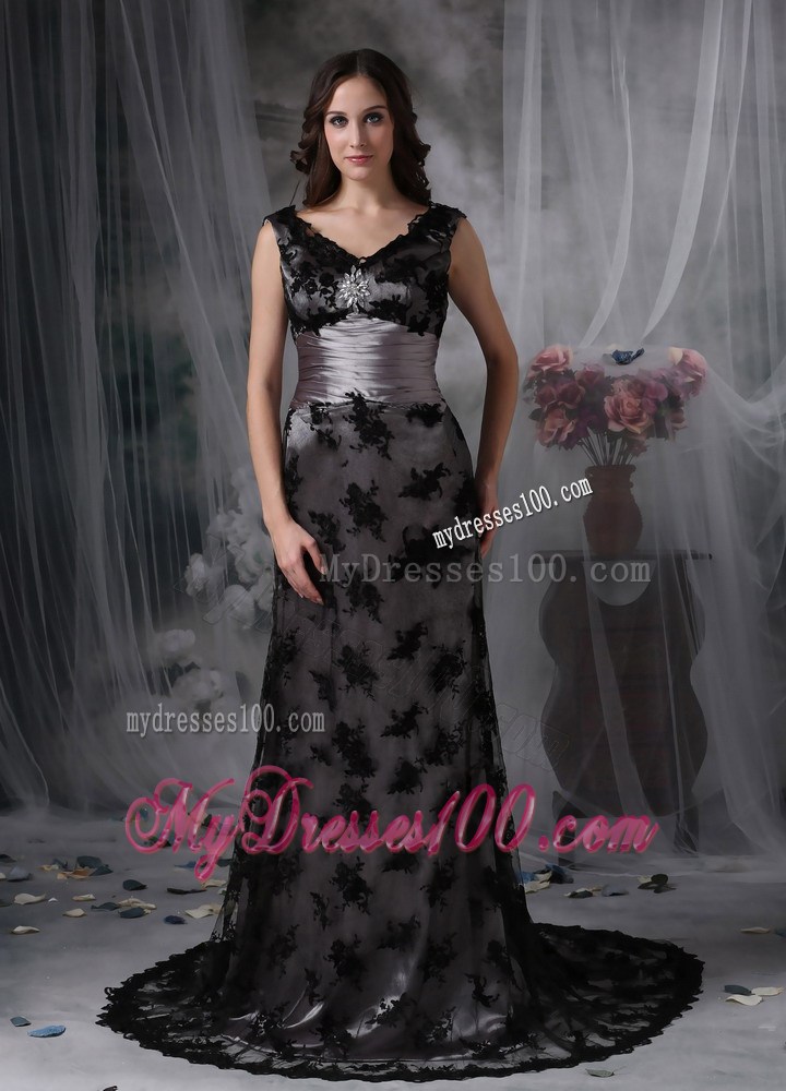 Exclusive Black Column V-neck Evening Dress Lace Beading Court Train