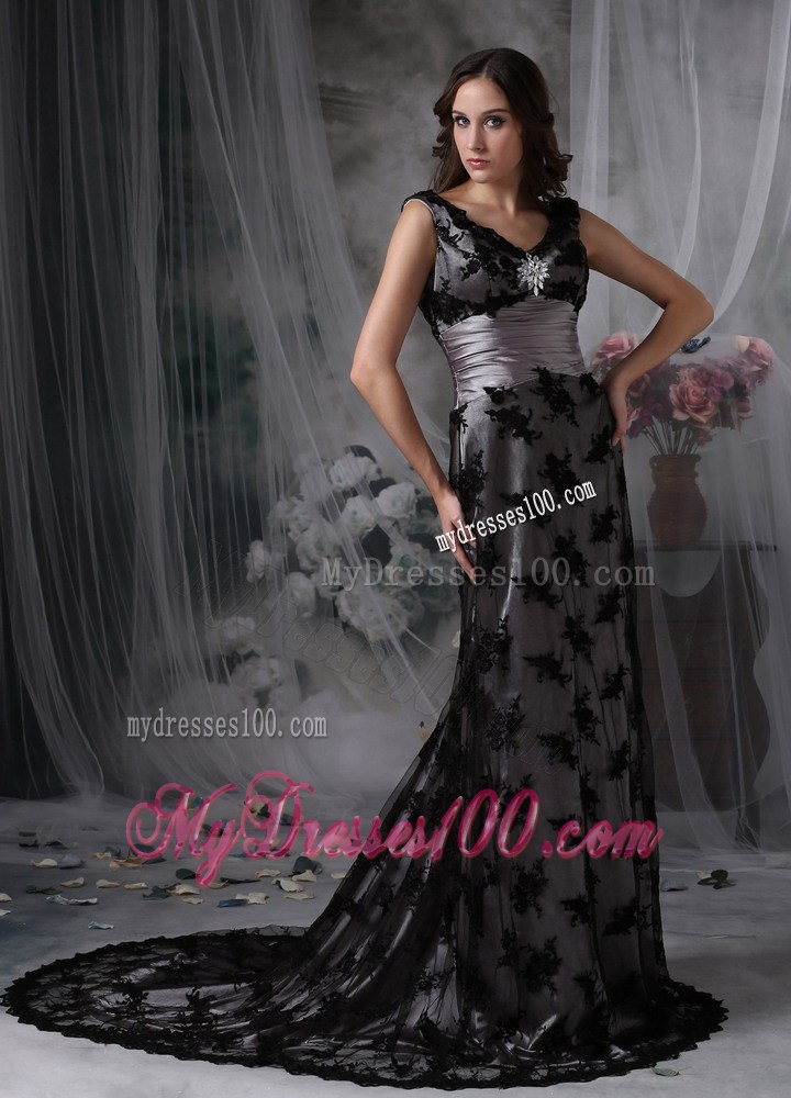 Exclusive Black Column V-neck Evening Dress Lace Beading Court Train
