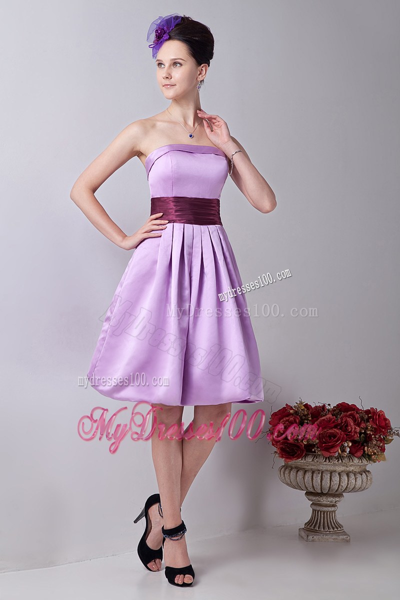 Knee-length Taffeta Lavender Bridemaid Dress A-line Strapless Sashes