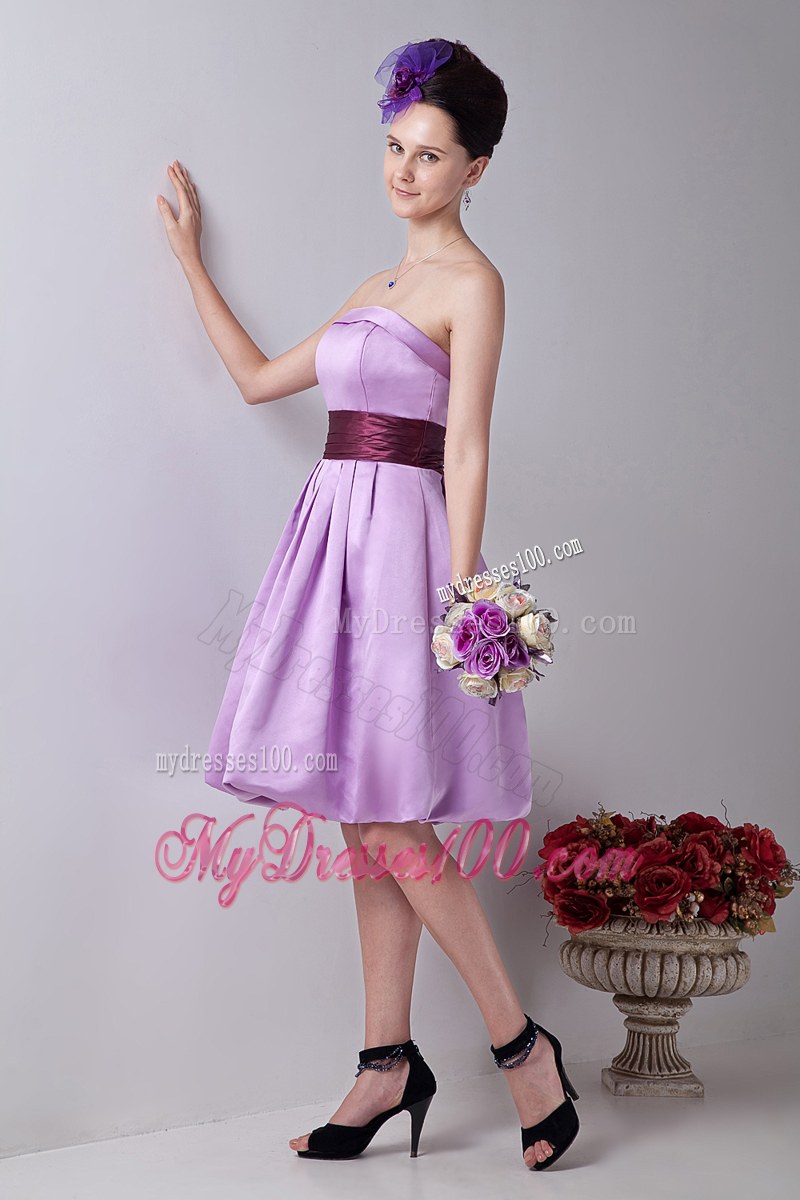 Knee-length Taffeta Lavender Bridemaid Dress A-line Strapless Sashes