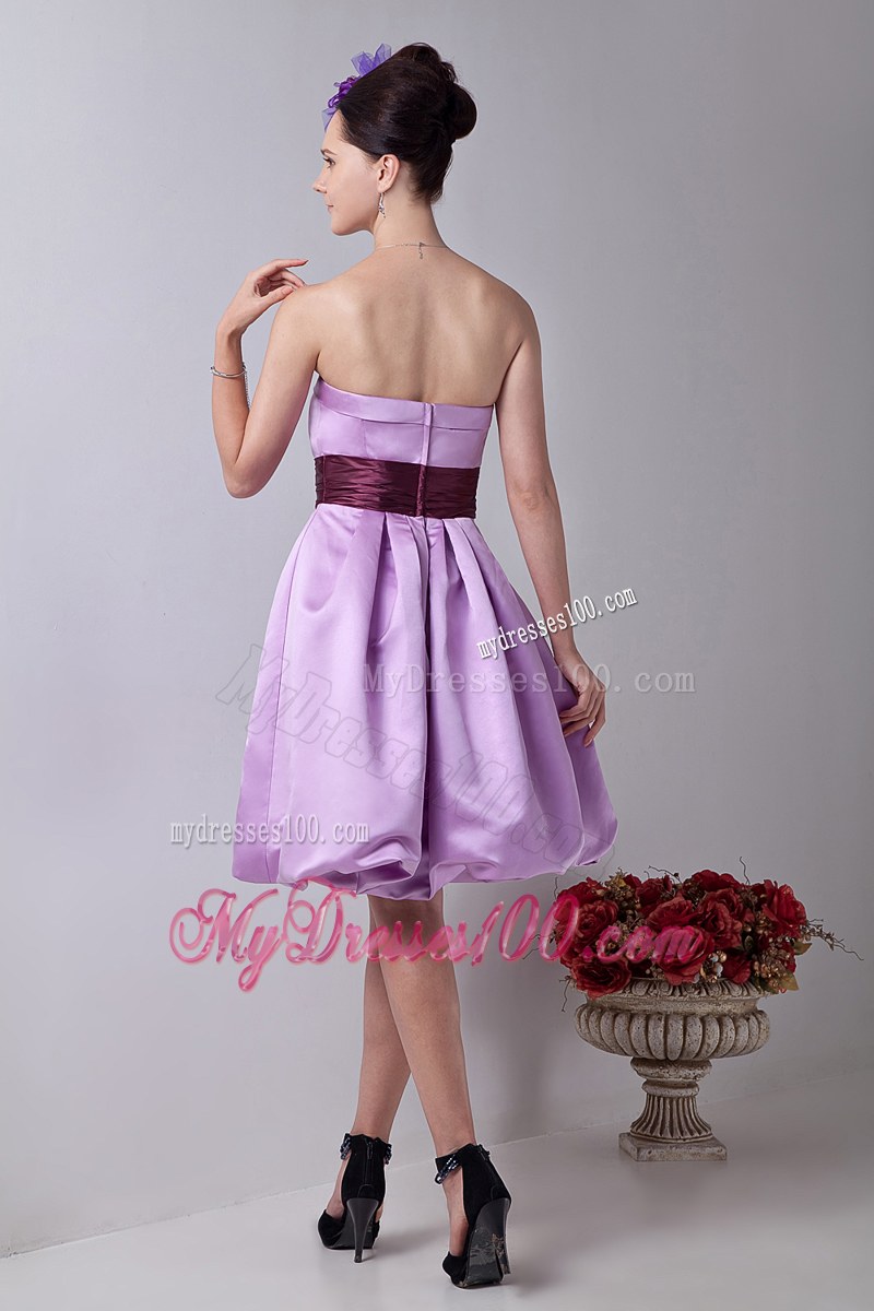 Knee-length Taffeta Lavender Bridemaid Dress A-line Strapless Sashes