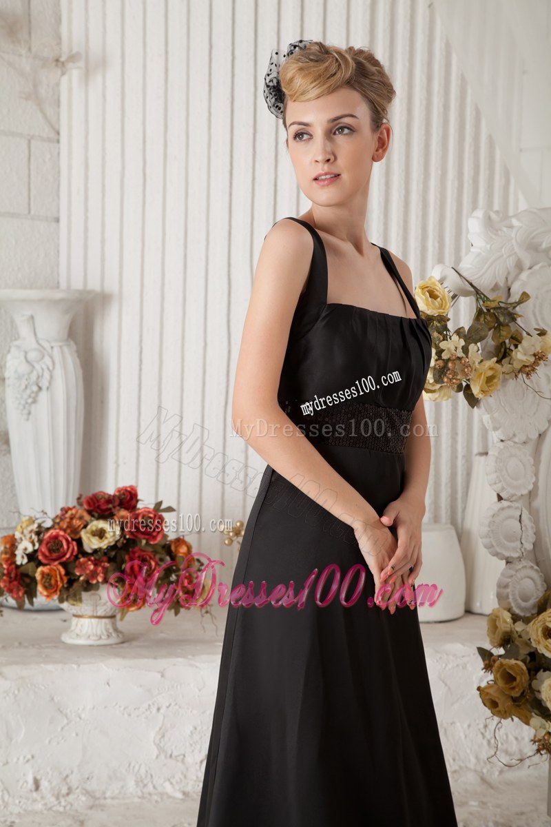 Brush Train Black A-line Straps Bridesmaid Dress Satin Beading