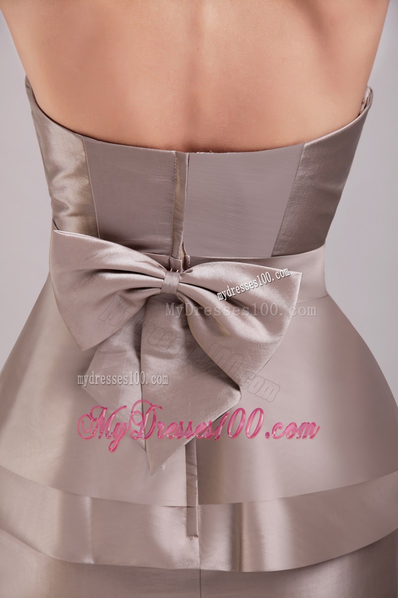 Column Strapless Brown Bridesmaid Dress Mini-length Taffeta Bowknot