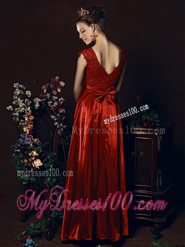 Cheap Scoop Laced and Bowknot Bridesmaid Dress in Wine Red