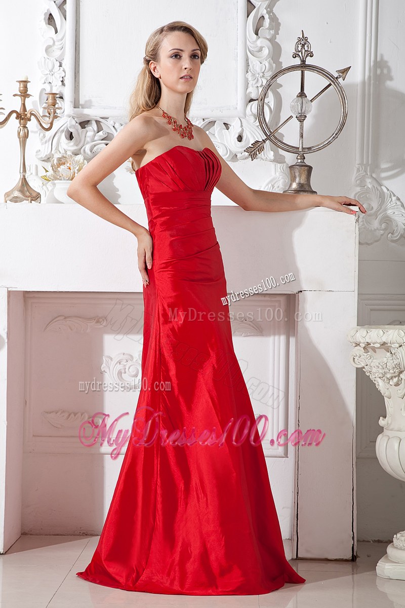 Strapless Floor-length Taffeta Red Bridemaid Dress A-line Ruching