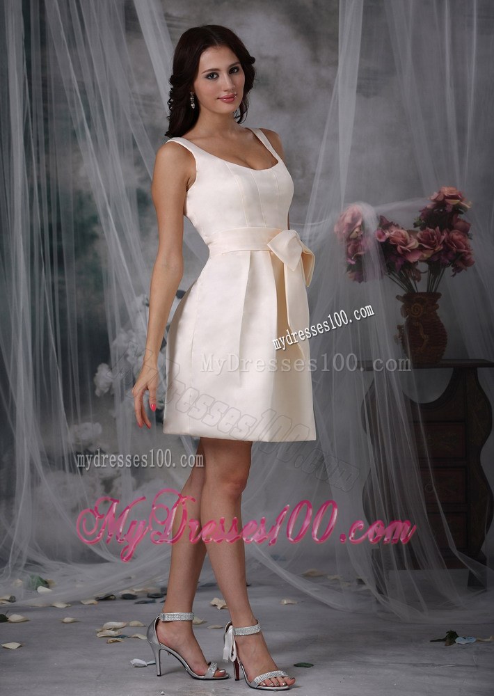 Straps Mini-length Off White Bridesmaid Dresses Column Taffeta Bow