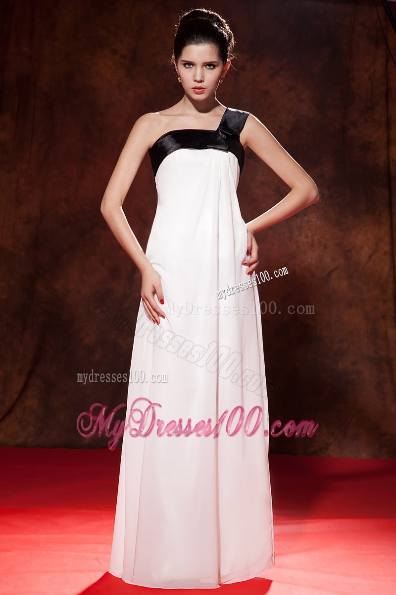 One Shoulder Floor-length Black and White Bridesmaid Dress Bow Empire