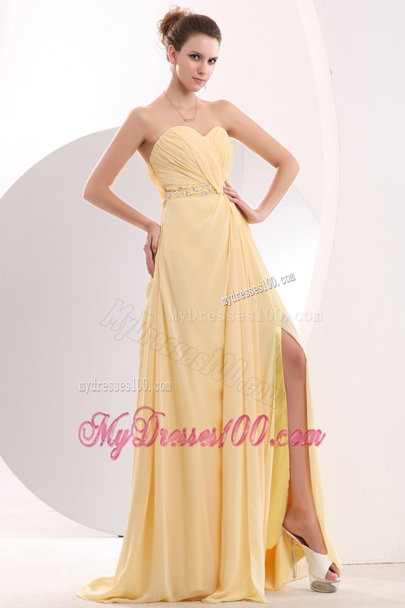Ruche Light Yellow Bridesmaid Dresses Beading Sweetheart with Brush Train
