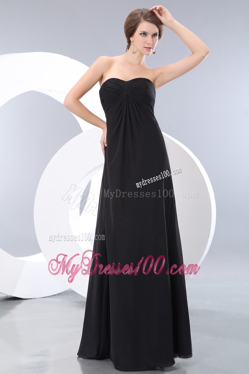 Ruching Black Sweetheart Bridesmaid Dress Empire Floor-length Chiffon