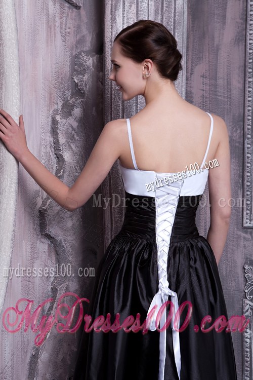 Spaghetti Straps White and Black A-line Knee-length Bridesmaid Dresses