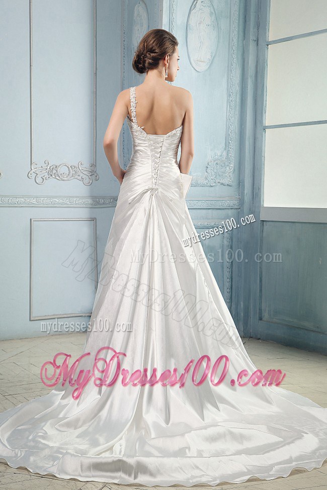 2013 Simple One Shoulder White Court Train Wedding Dress with Ruche in White