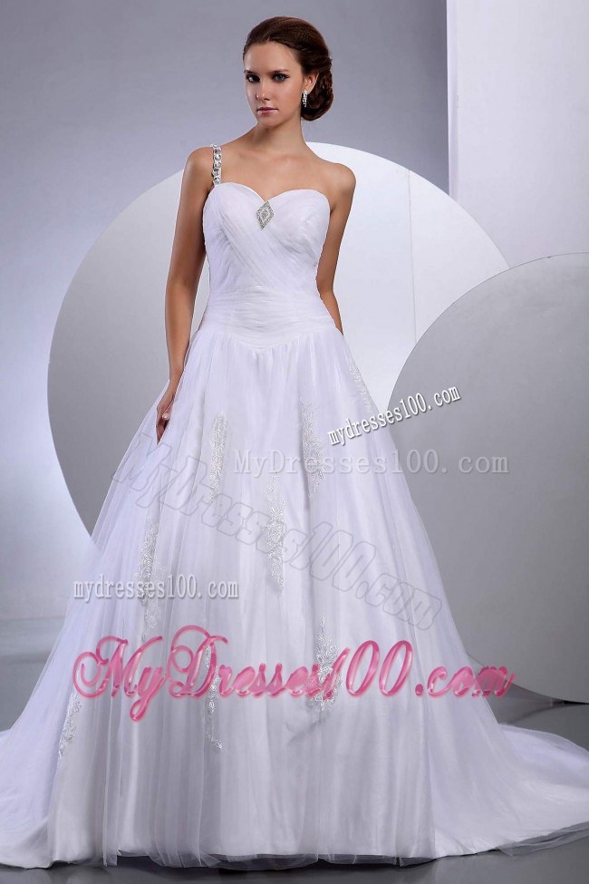 Puffy Chapel Train One Shoulder Tulle wedding Dress with Appliques
