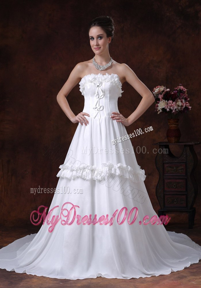 2013 Simple Strapless Chapel Train White Bridal Gown for Wedding with Floral Hem