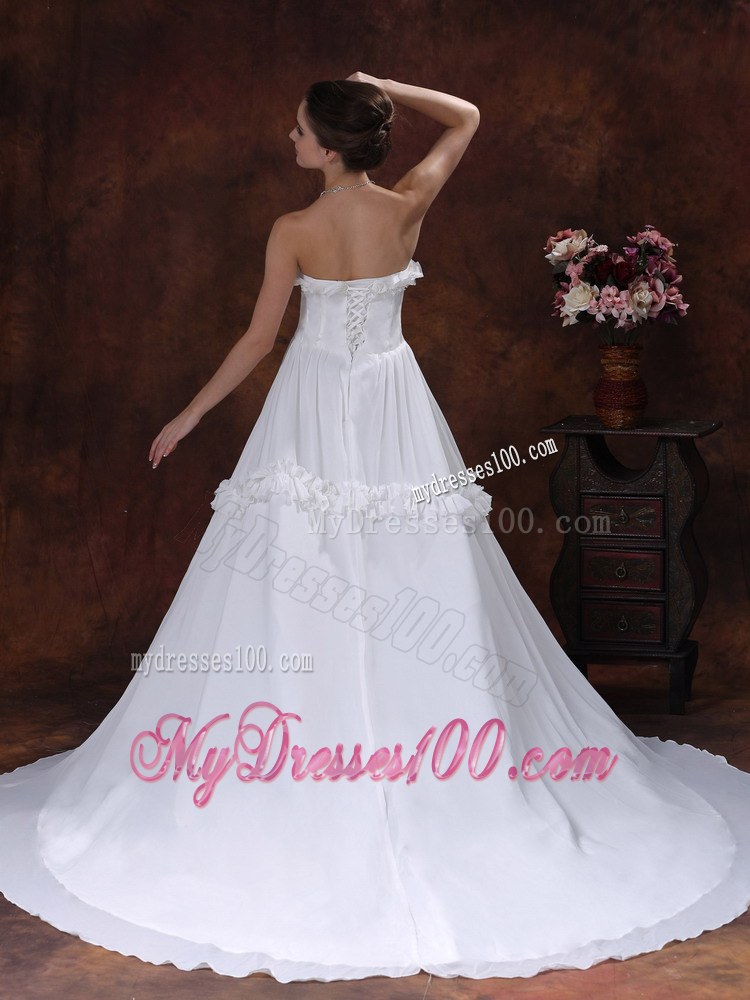 2013 Simple Strapless Chapel Train White Bridal Gown for Wedding with Floral Hem