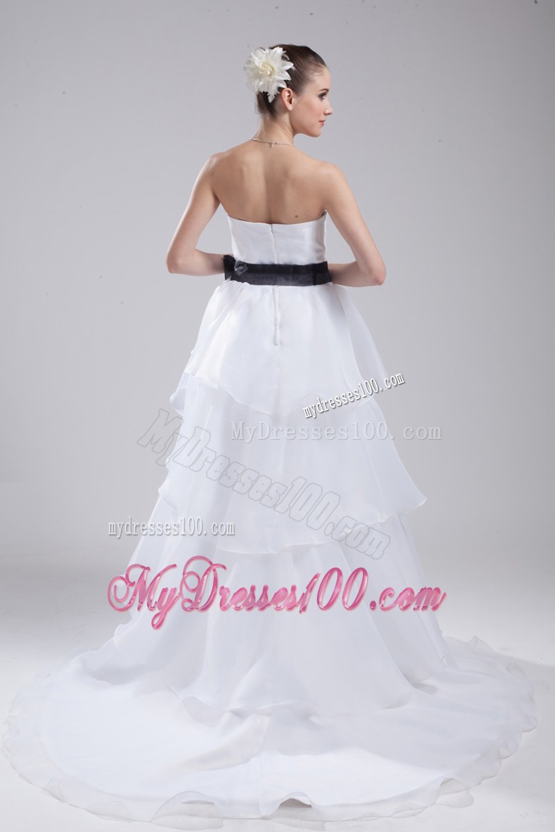 White Strapless Tiers Brush Train Wedding Bridal Gown with a Black Bowknot