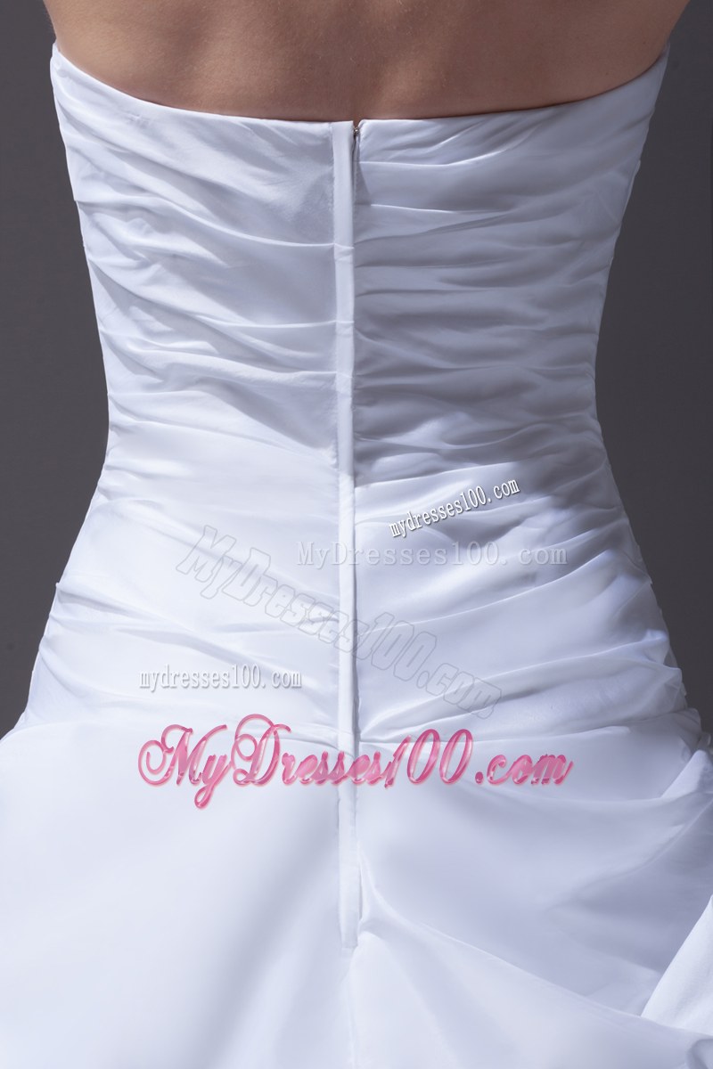 Pick-ups and Hand Made Flowers Decorated Strapless Dress for Wedding