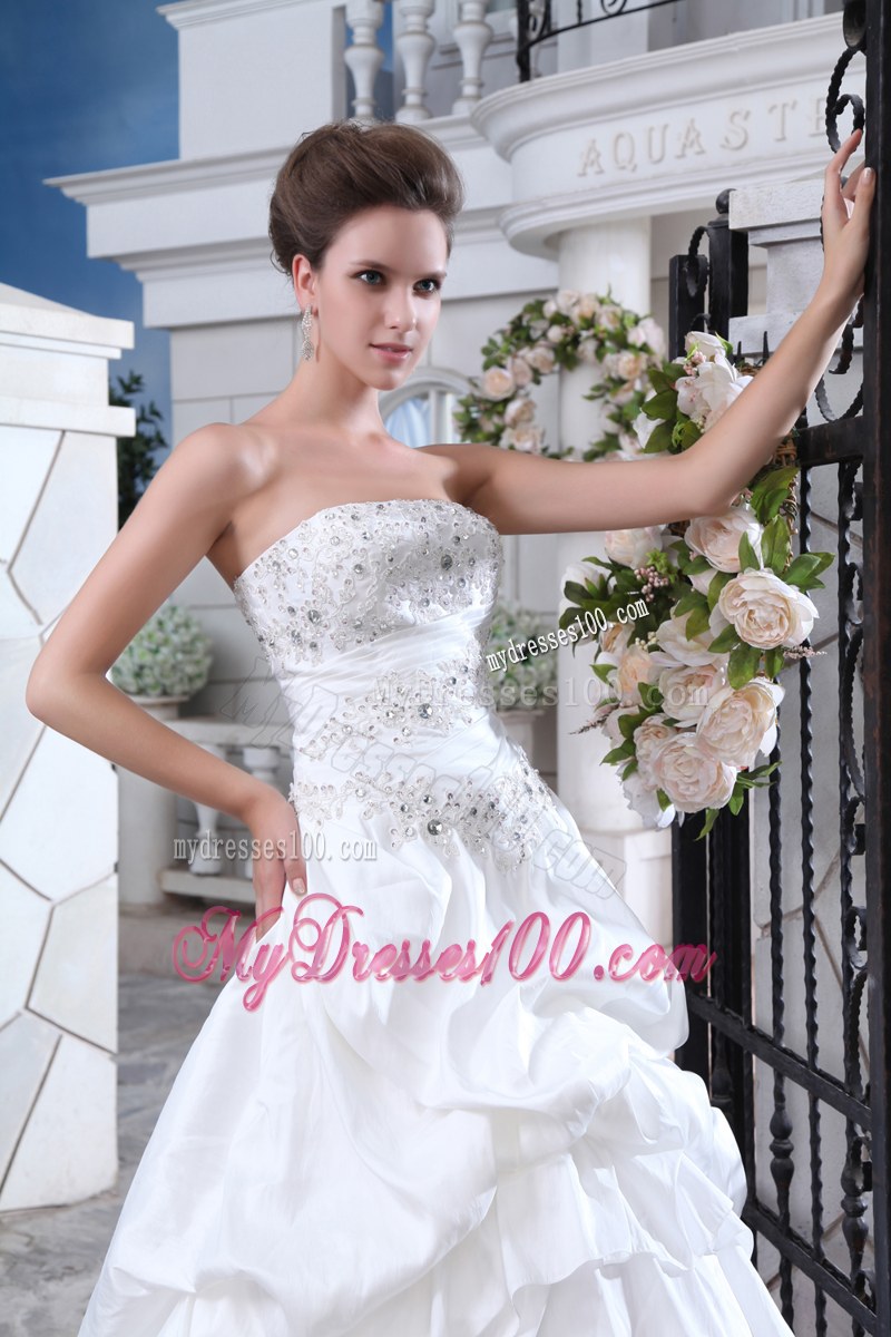 Pretty Lace Hem Beaded White Bridal Dress Pick Ups Court Train