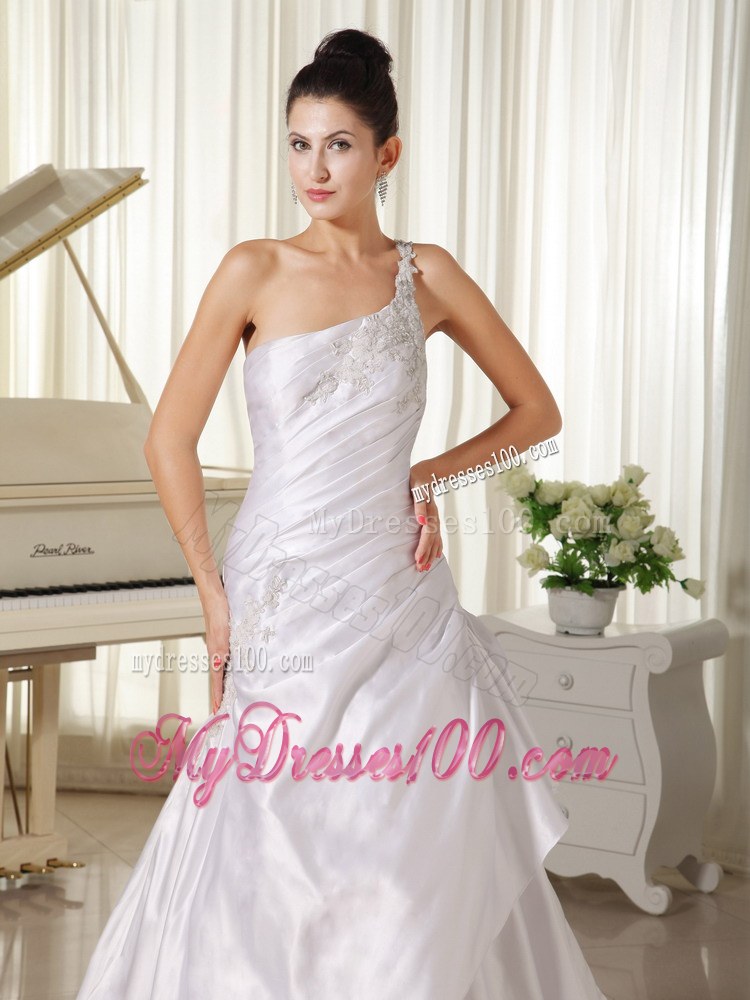 Appliques Decorated Single Shoulder and Bust Princess Wedding Bridal Gown
