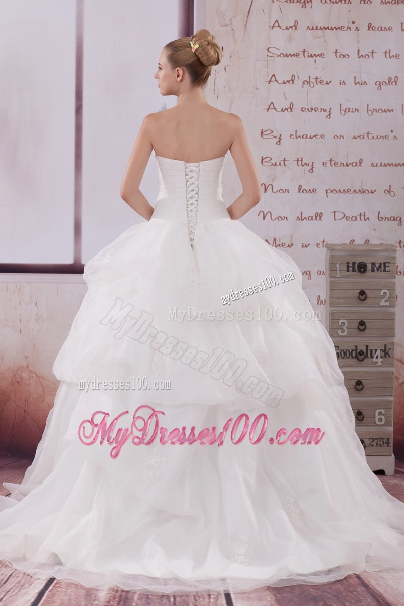 Beading and Appliques Decorated Brush Train Bridal Dress with A Big Puffy Skirt