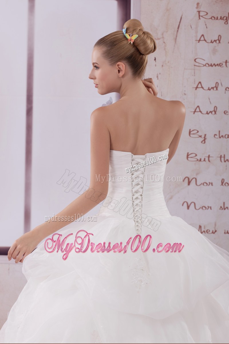 Beading and Appliques Decorated Brush Train Bridal Dress with A Big Puffy Skirt