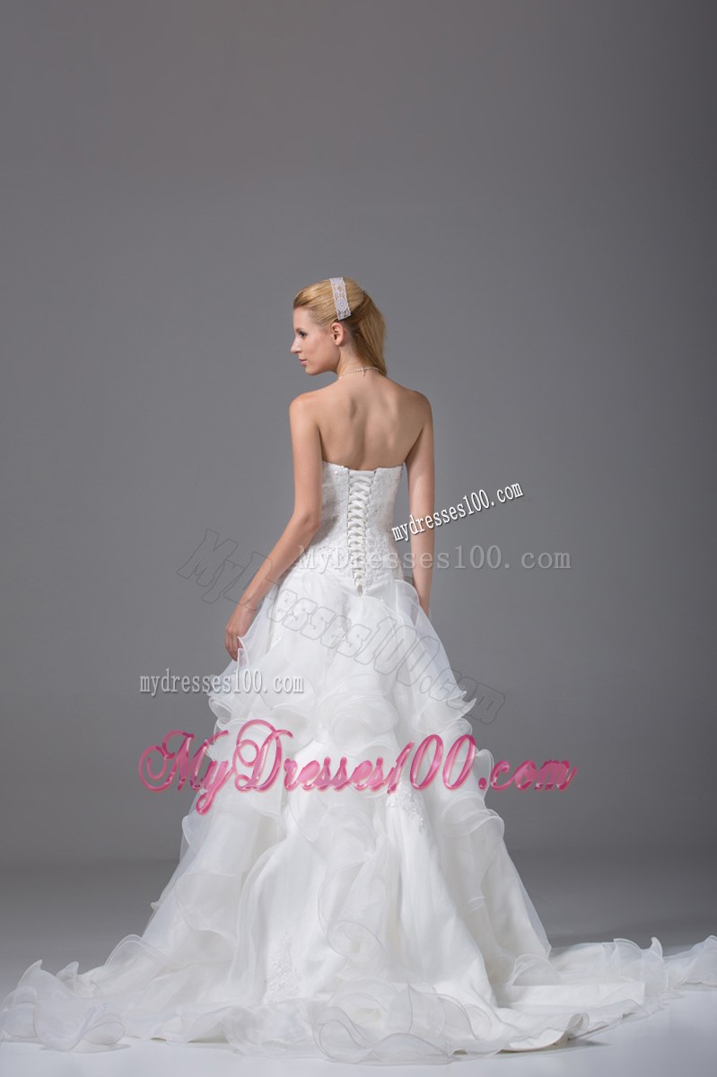Beadings and Appliques Decorated Wedding Gown with Ruffles and Court Train