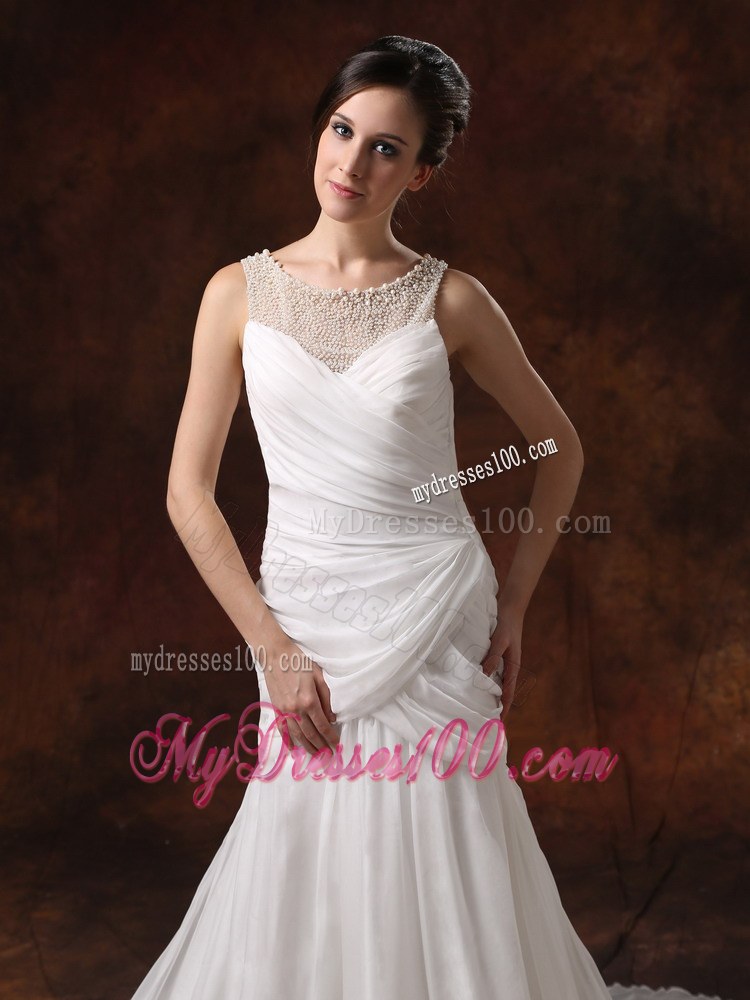 Ruffle-layers Bateau Neckline Sleeveless White Wedding Dress Court Train