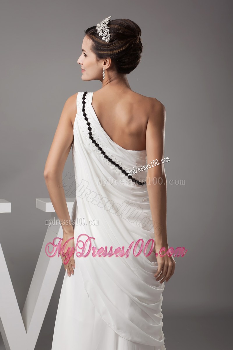 Pick-ups Single Shoulder Dress for Wedding Decorated with Black Jewelries