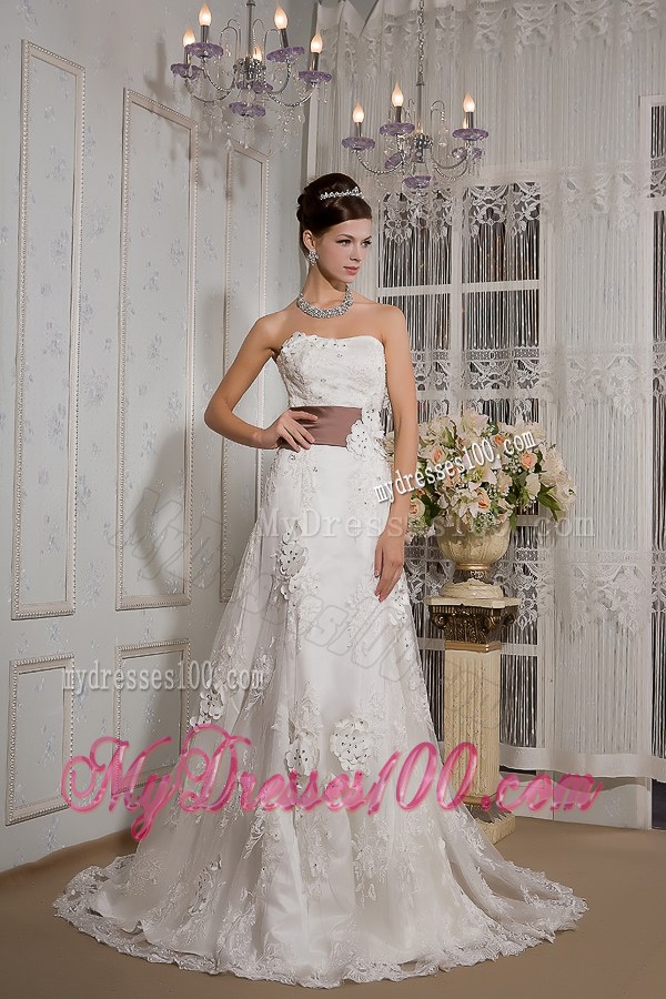 Handle Flower and Beading Wedding Bridal Gowns with Satin Sash and Brush Train