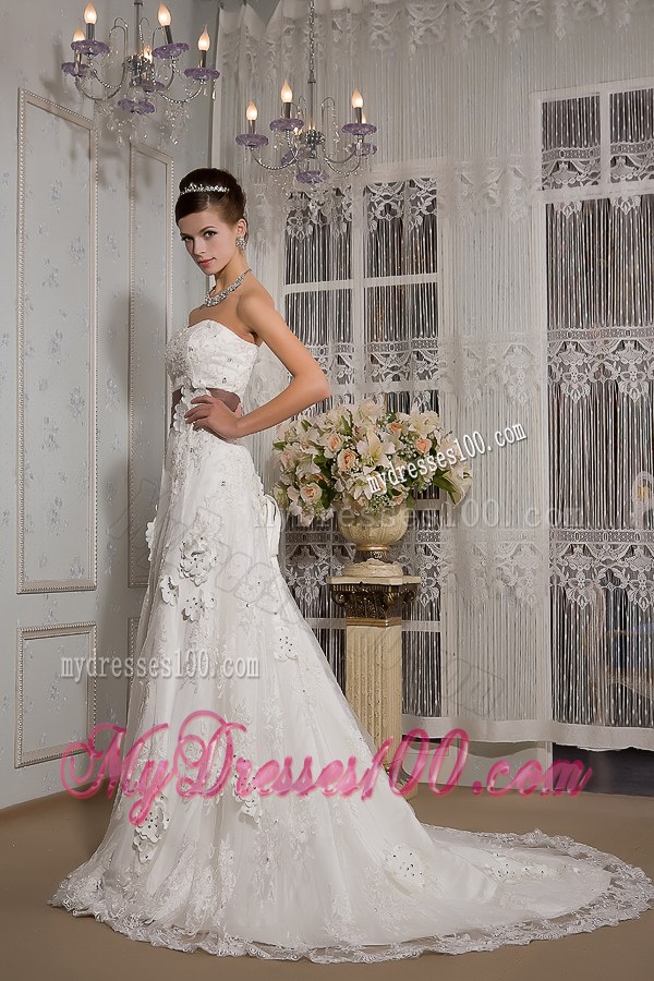 Handle Flower and Beading Wedding Bridal Gowns with Satin Sash and Brush Train