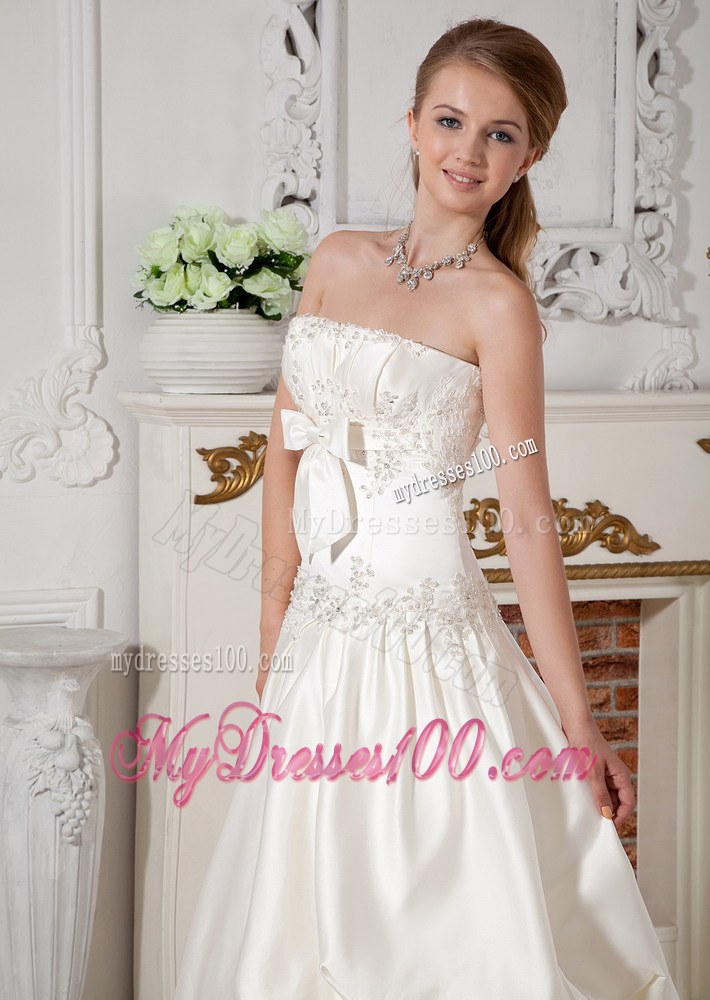 Strapless Chapel Train Taffeta Wedding Gown with Appliques and Pick-ups