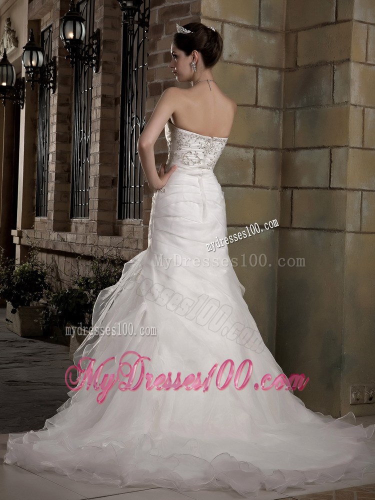 Pretty Sweetheart White Bridal Dress with Appliques and Ruffles