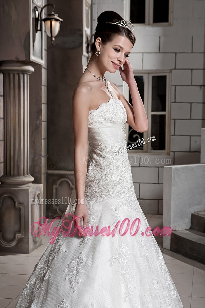 Lace-up Back Chapel Train Wedding Dress Decorated by Diamonds and Appliques