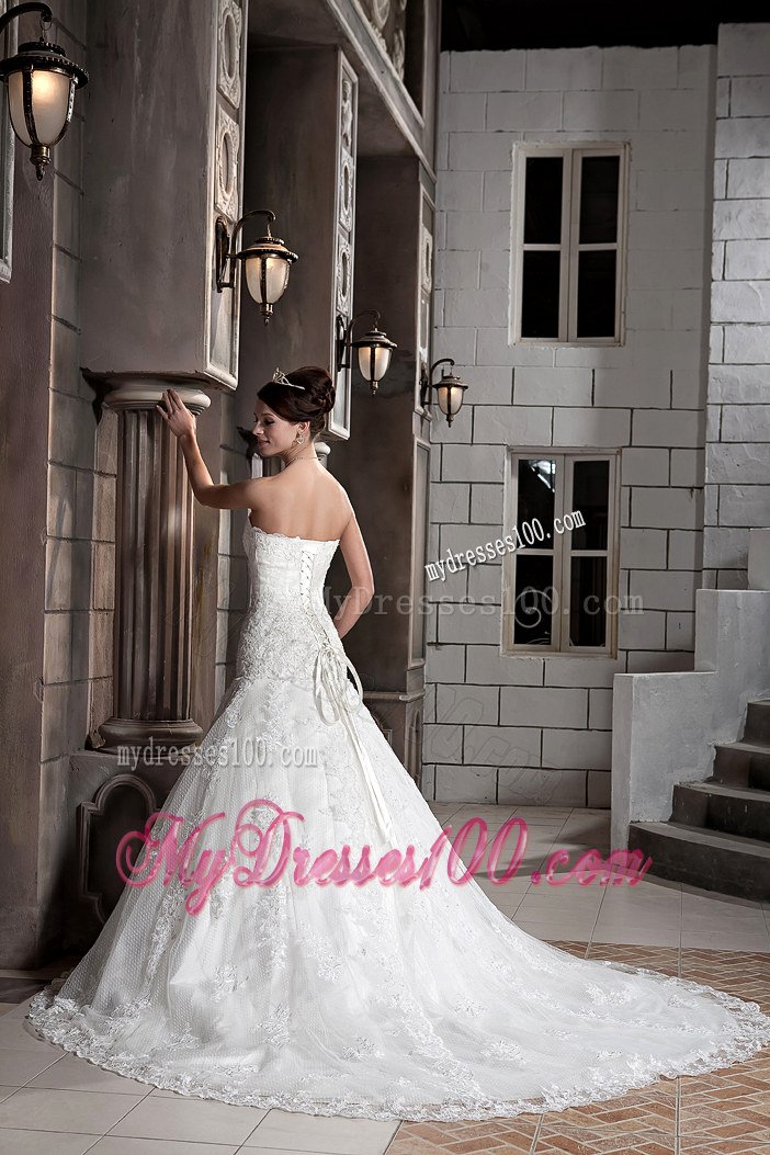 Lace-up Back Chapel Train Wedding Dress Decorated by Diamonds and Appliques