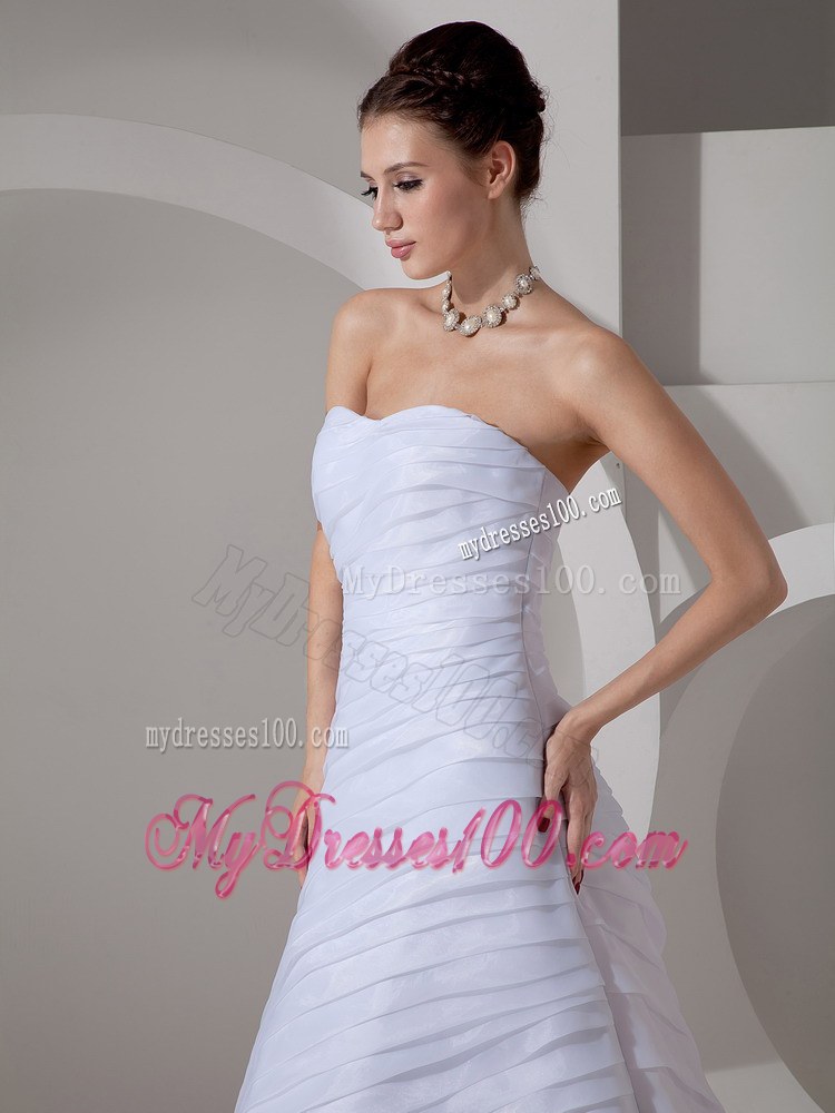 2 Beautiful Sweetheart Ruching Court Train Bridal Dress for Wedding in White