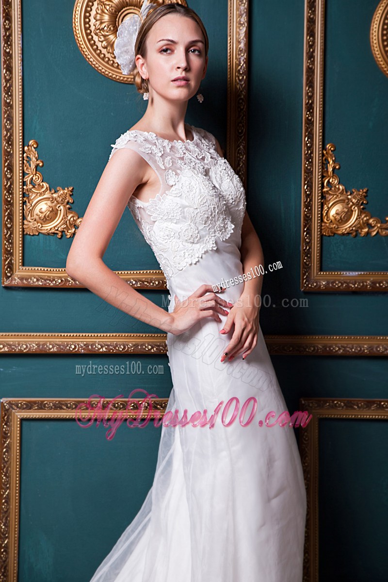 Lace Decorate Bateau Sleeveless Court Train White Wedding Dresses