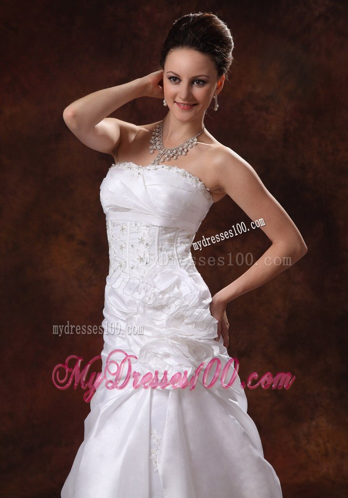 Flowers and Appliques Accent White Bridal Dress with Chapel Train