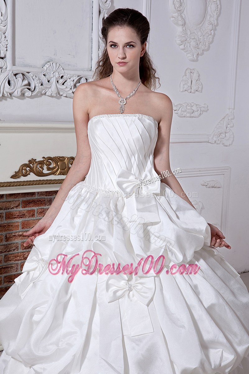 Pick-ups Bowknot Ruche White Wedding Bridal Gown Floor Length