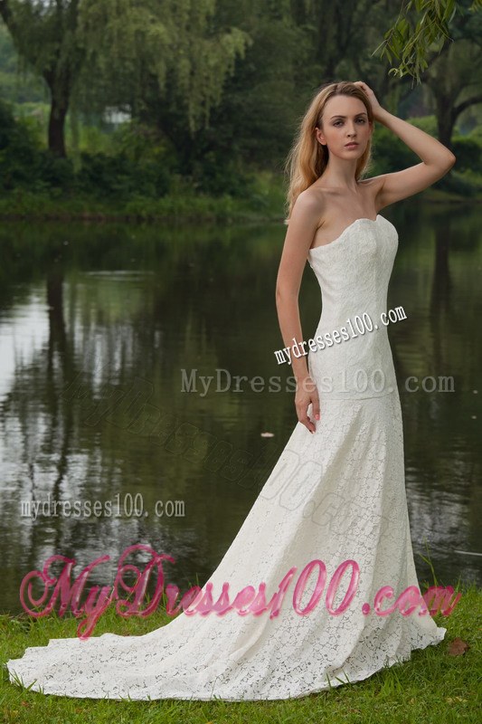 Simple Style Strapless Lace White Wedding Dress Chapel Train