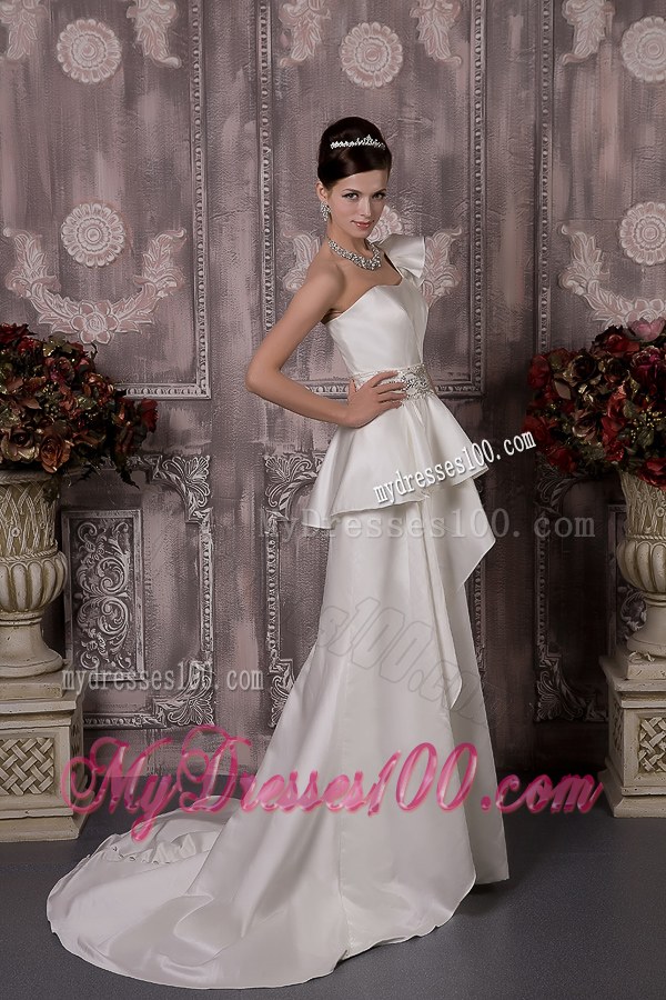 Ruffled One Shoulder Wedding Bridal Gowns with Brush Train and Beading Waist