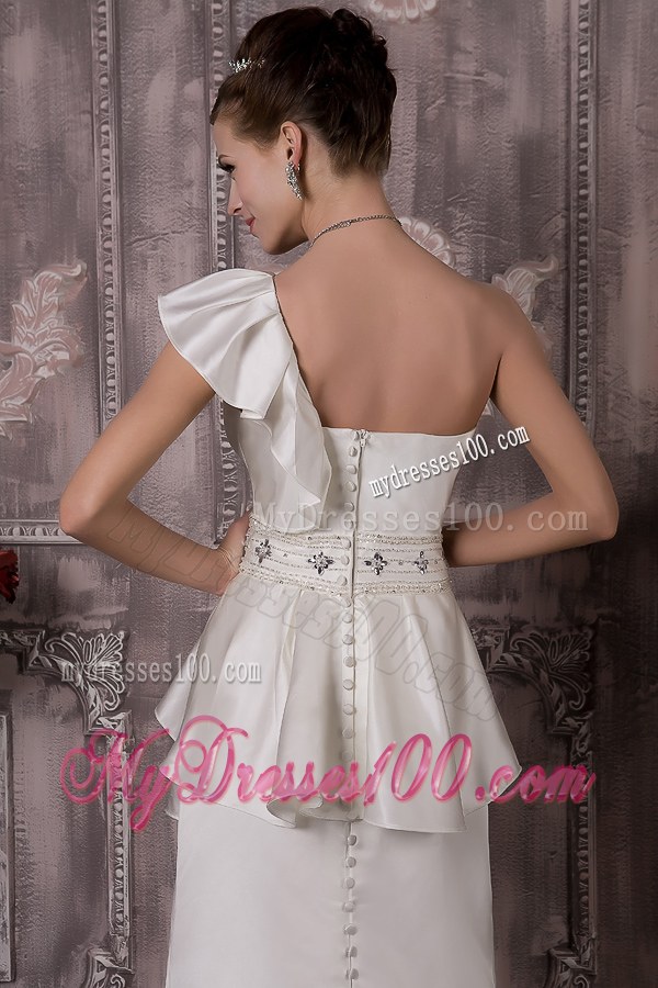 Ruffled One Shoulder Wedding Bridal Gowns with Brush Train and Beading Waist